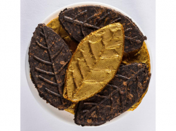"China Yunnan Golden Tea Leaves ca. 9 g"  1kg